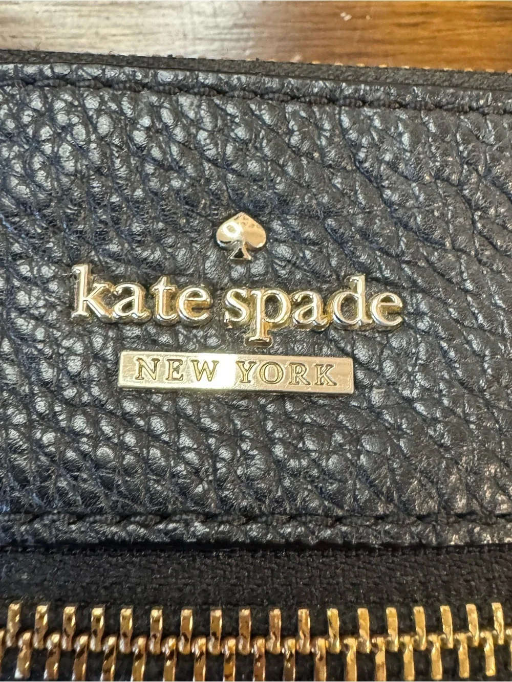 Kate Spade 8x6.5 Crossbody Bag Black Leather Zipper Pockets Adjustable Strap